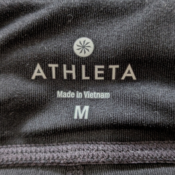 Athleta Black Workout Exercise Shorts M - Picture 8 of 11